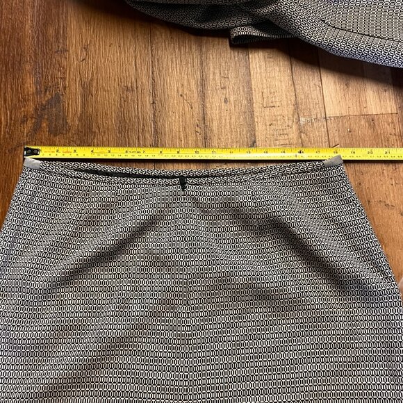 Le Suit Womens Black White Geometric Blazer Skirt Set Size 14 Office Career Corp - Picture 10 of 16